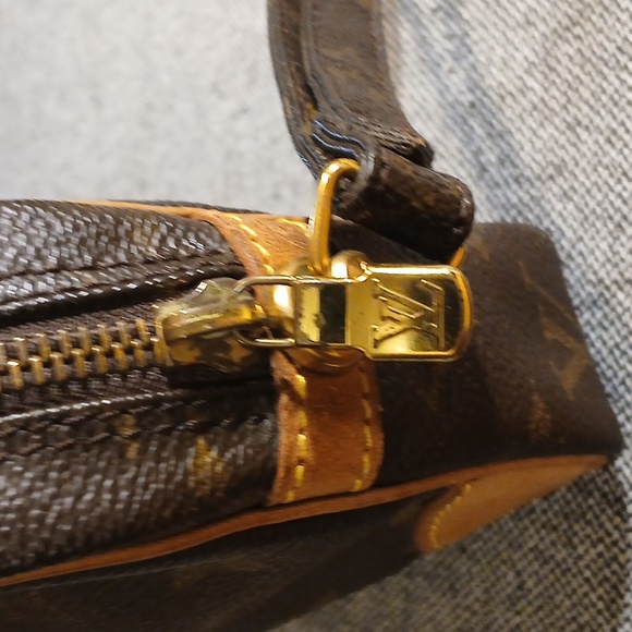 Louis Vuitton Monogram Marly Dragonne PM M51827 - Picture 11 of 15